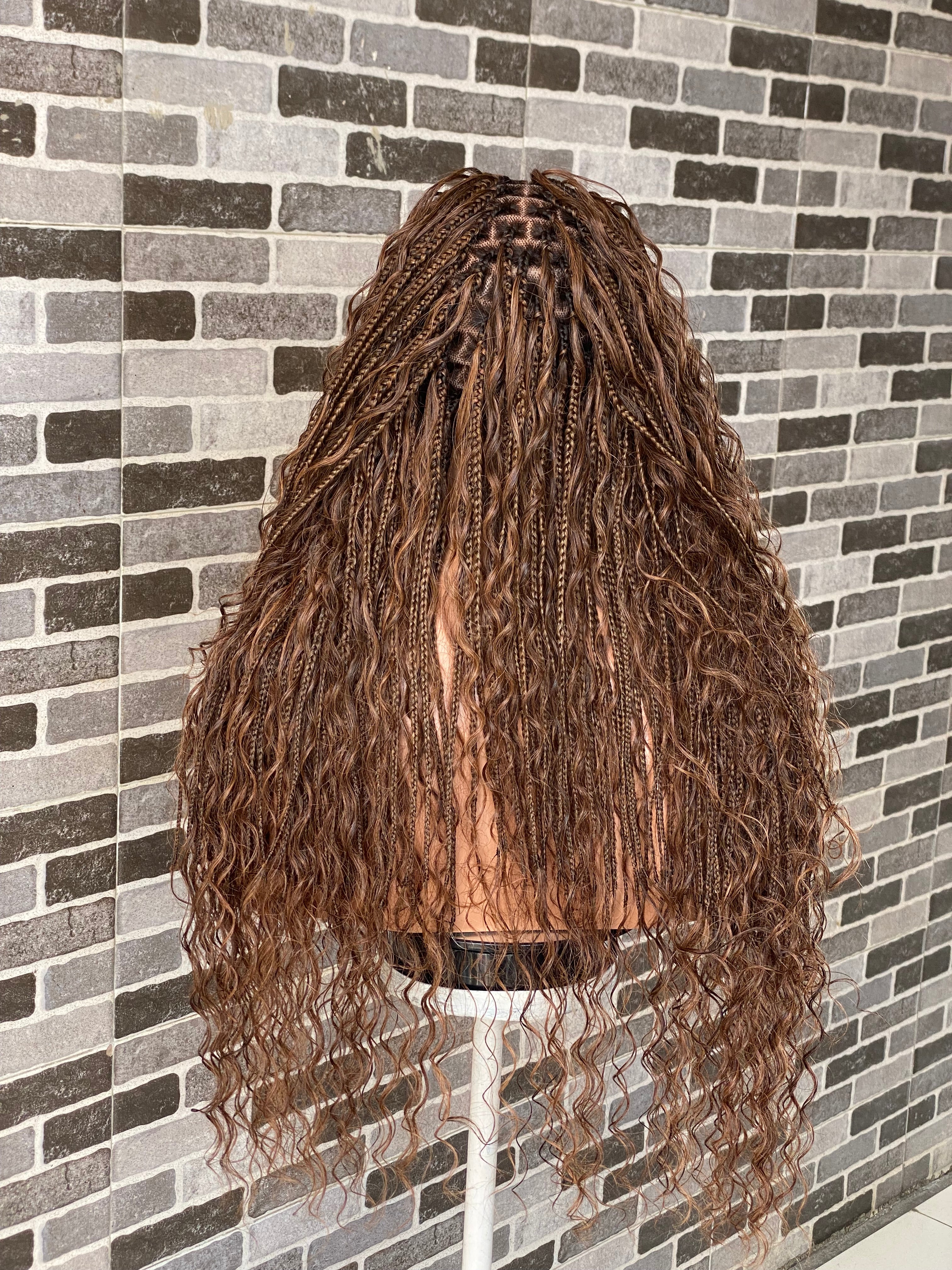 Bohemian knotless custom color (100% humanhair curls) Tara